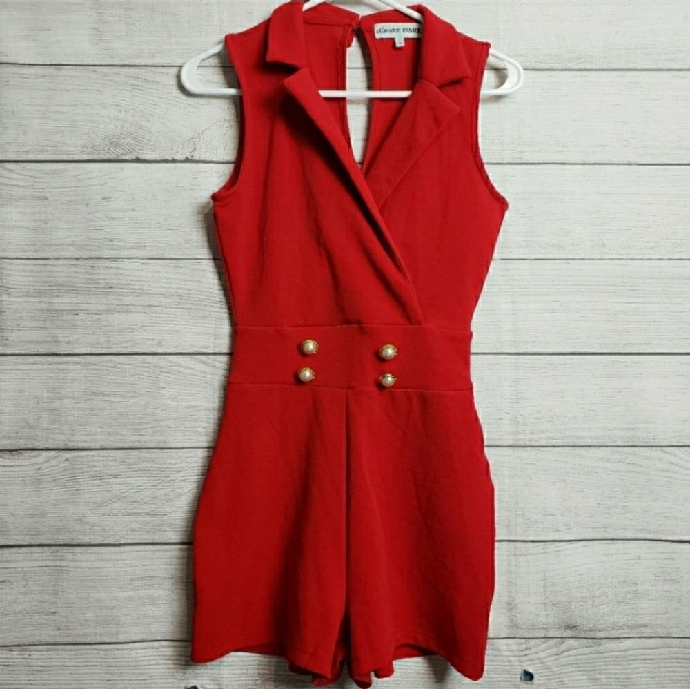 Almost Famous Sleeveless Red‎ Romper Shorts Womens Small